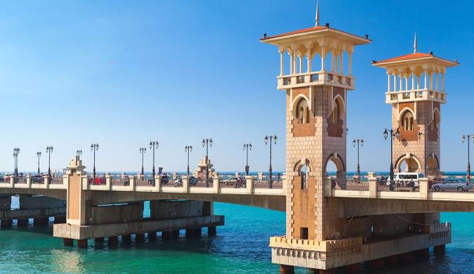 Alexandria Egypt Tours - Library, Citadel, Roman Ruins - Younes Tours